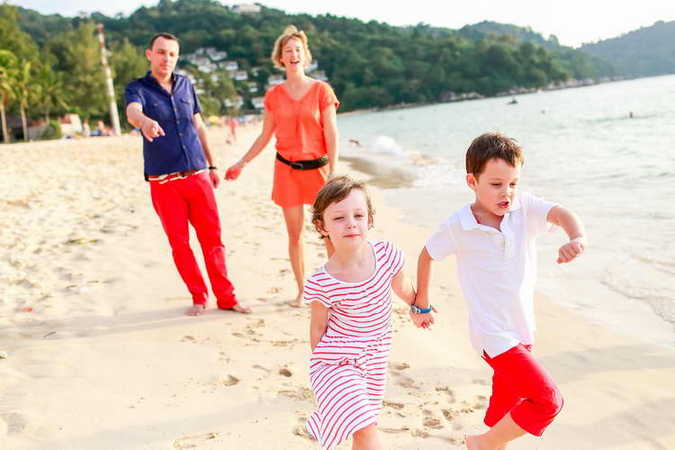 family beach photo shoot session by Krabi and Koh Yao photographer