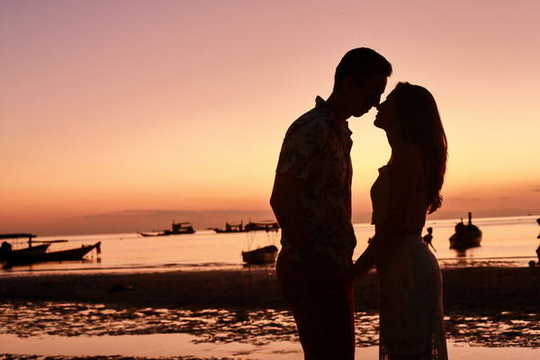 beautiful Krabi honeymoon photo with nice background